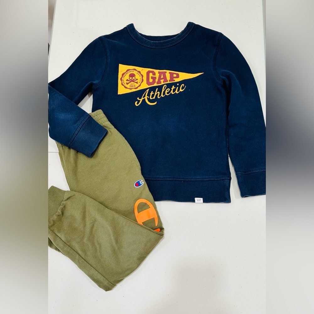GAP Athletic Sweatshirt Blue + Pants Champion Green Set  (2items) Size 6-7 Years